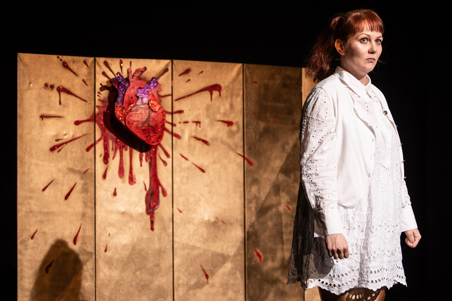 Szenenfoto „Heart Shaped Box” von wonderlendt performances beim Best OFF Festival am 25. April 2026