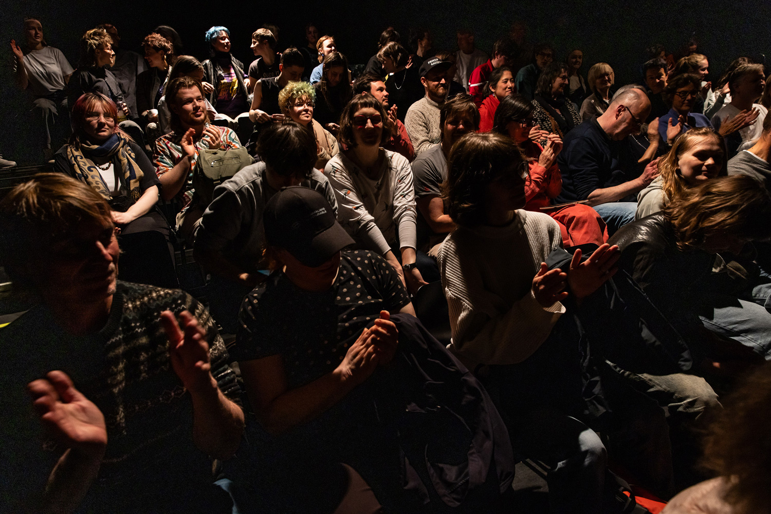 Szenenfoto „etwas mitgenommen” von Mia Wiebke Thies beim Best OFF Festival am 24. April 2026