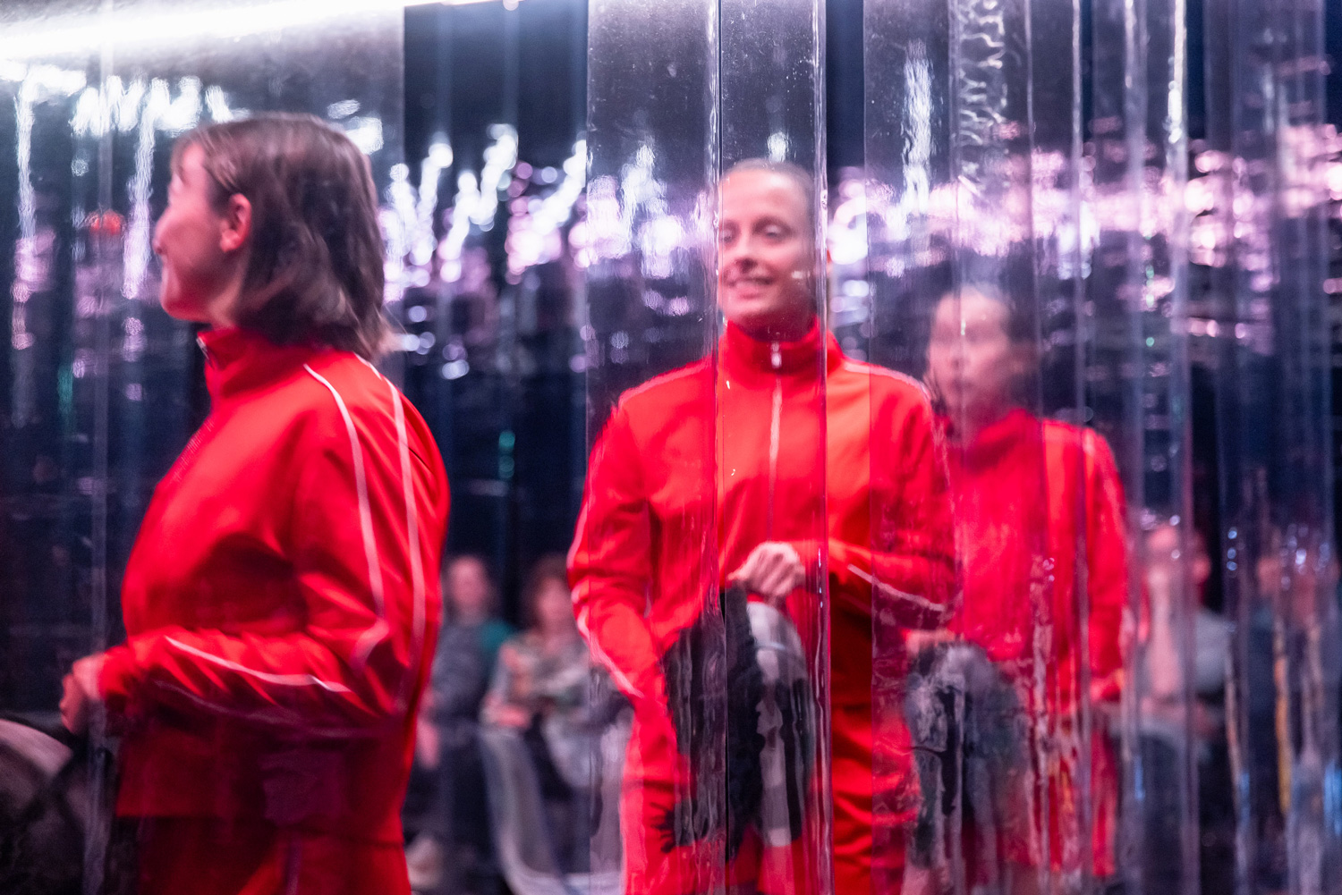 Szenenfoto „HYPER” von cindy+cate beim Best OFF Festival am 24. April 2026
