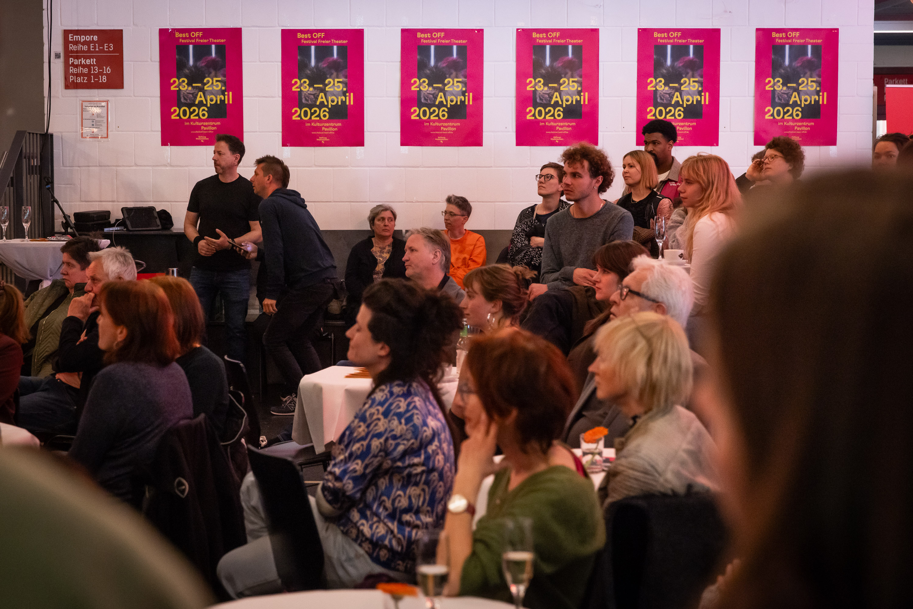 Impression der Eröffnung des Best OFF Festivals Freier Theater 2026