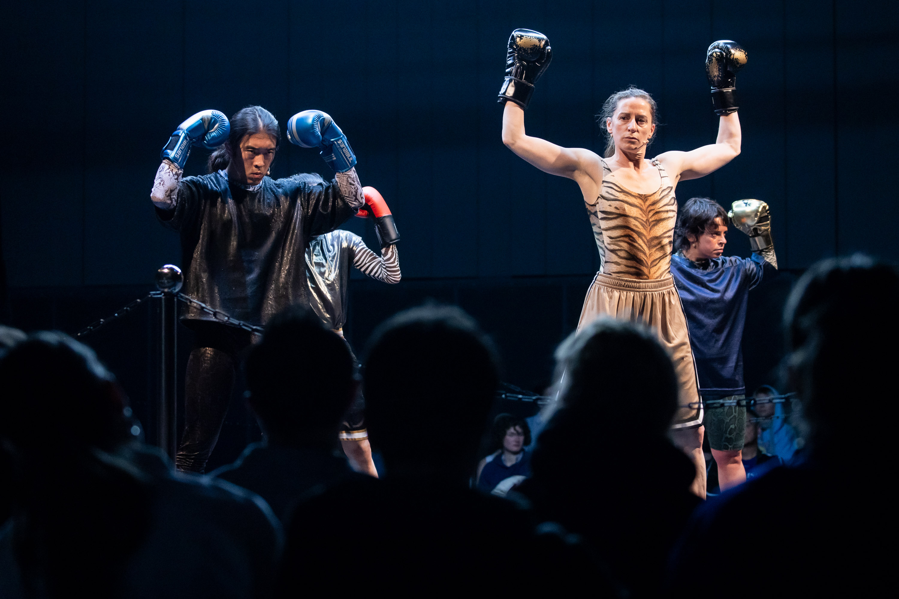 Impression der Premiere von „The Fight Club” von Zufit Simon beim Best OFF Festival Freier Theater 2026