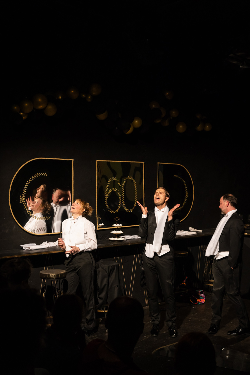 Szenenfoto „MEPHISTO. UNDER PRESSURE.” von Theater an der Glocksee beim Best OFF Festival am 25.04.2026